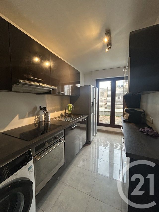 Appartement F3 &agrave; louer - 3 pi&egrave;ces - 64,02 m2 - Le Kremlin Bicetre - 94 - ILE-DE-FRANCE
