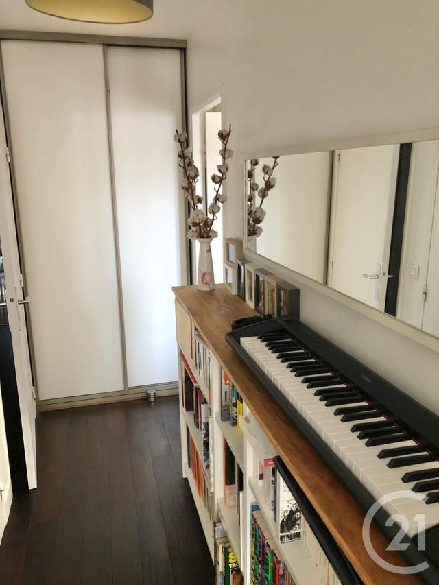 Appartement F3 &agrave; louer - 3 pi&egrave;ces - 64,02 m2 - Le Kremlin Bicetre - 94 - ILE-DE-FRANCE