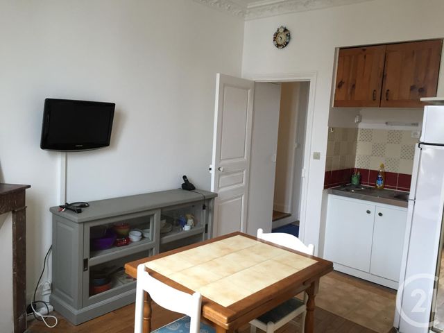 Appartement F2 &agrave; louer - 2 pi&egrave;ces - 35 m2 - Le Kremlin Bicetre - 94 - ILE-DE-FRANCE