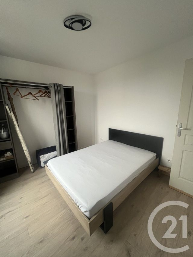 Appartement T2 &agrave; louer - 2 pi&egrave;ces - 27,35 m2 - Cachan - 94 - ILE-DE-FRANCE