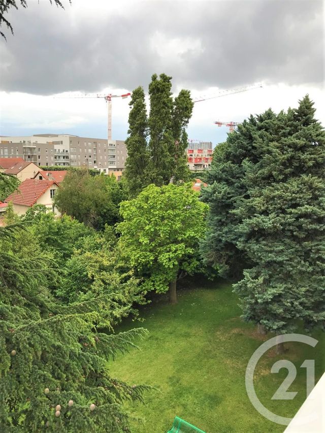 Appartement F3 &agrave; louer - 3 pi&egrave;ces - 50,16 m2 - Villejuif - 94 - ILE-DE-FRANCE