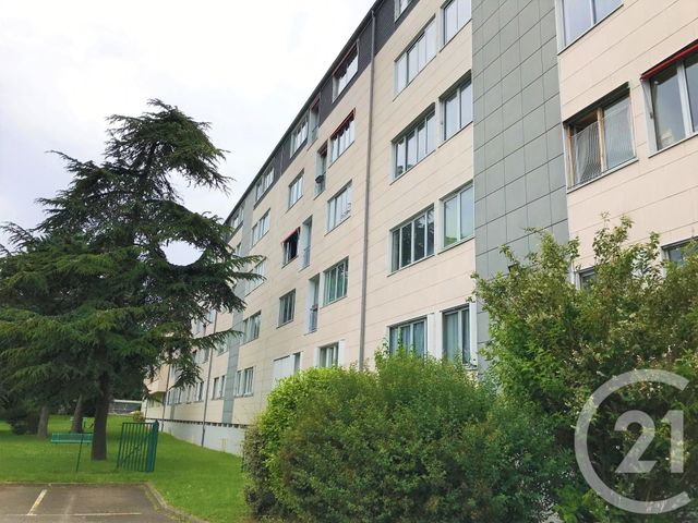 Appartement F3 &agrave; louer - 3 pi&egrave;ces - 50,16 m2 - Villejuif - 94 - ILE-DE-FRANCE