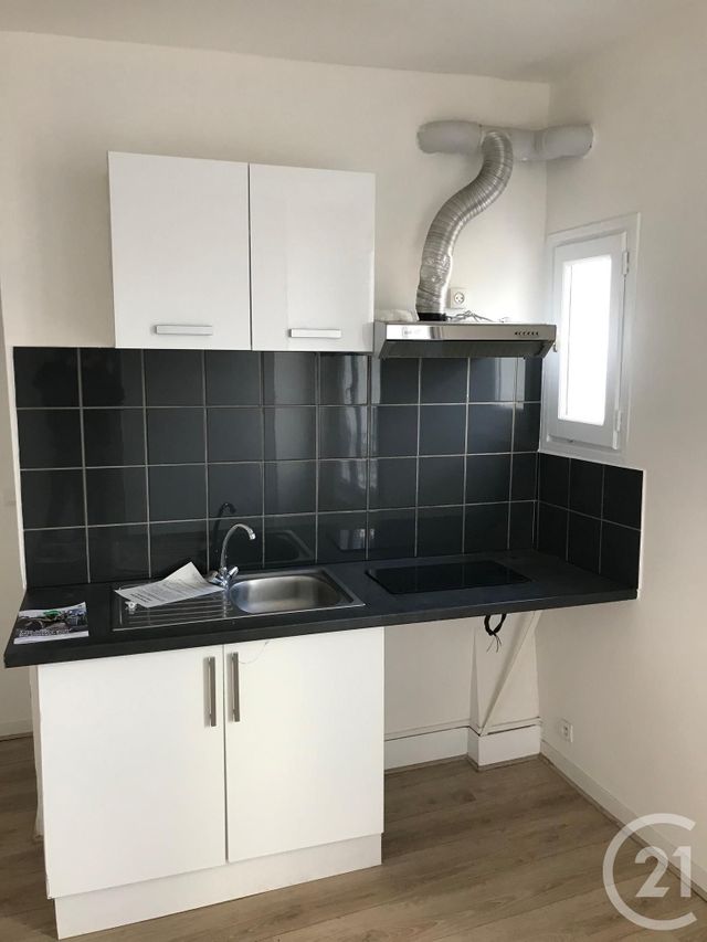 Appartement F2 &agrave; louer - 2 pi&egrave;ces - 30 m2 - Le Kremlin Bicetre - 94 - ILE-DE-FRANCE