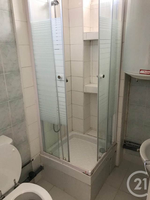 Appartement F2 &agrave; louer - 2 pi&egrave;ces - 30 m2 - Le Kremlin Bicetre - 94 - ILE-DE-FRANCE