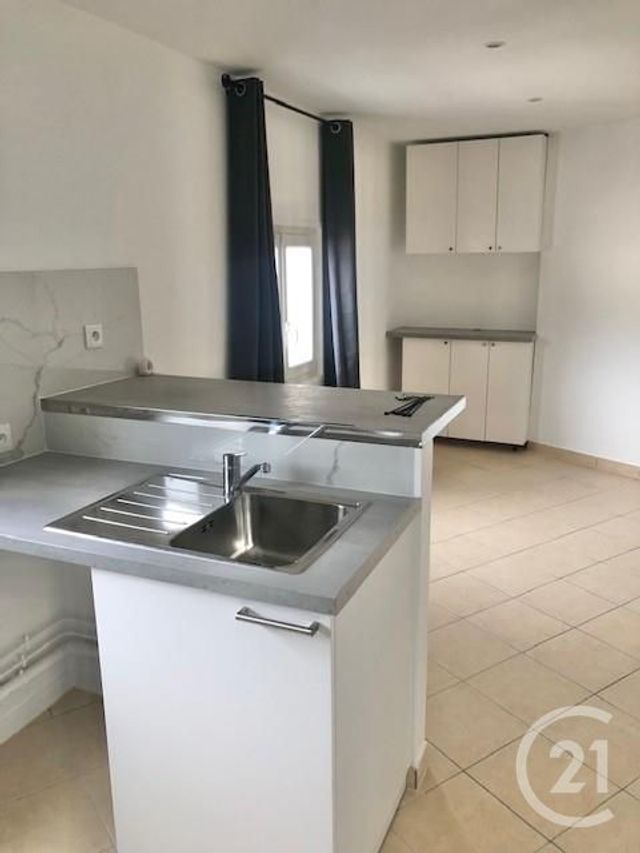 Appartement F1 &agrave; louer - 1 pi&egrave;ce - 20,79 m2 - Le Kremlin Bicetre - 94 - ILE-DE-FRANCE