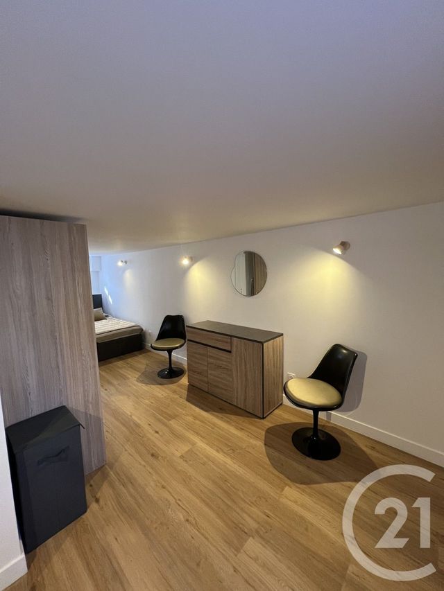 Maison &agrave; louer - 2 pi&egrave;ces - 37,25 m2 - Cachan - 94 - ILE-DE-FRANCE