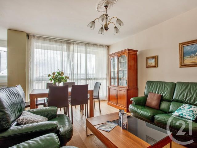 Appartement F4 &agrave; louer - 3 pi&egrave;ces - 73 m2 - Le Kremlin Bicetre - 94 - ILE-DE-FRANCE