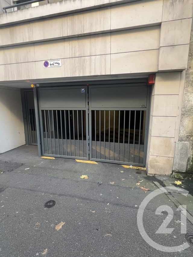 parking - LE KREMLIN BICETRE - 94