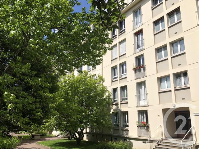 Appartement F4 &agrave; louer - 4 pi&egrave;ces - 60,55 m2 - Le Kremlin Bicetre - 94 - ILE-DE-FRANCE