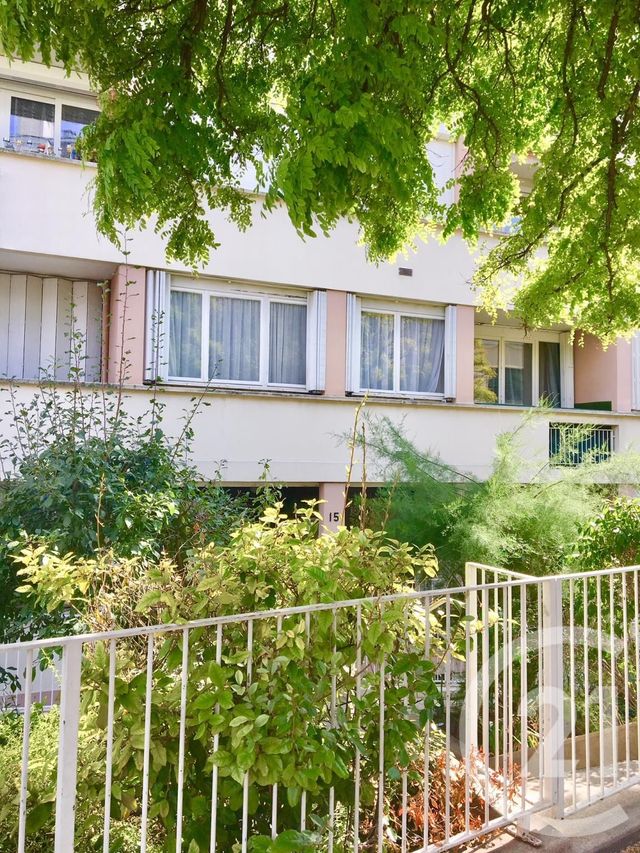 Appartement F1 &agrave; louer - 1 pi&egrave;ce - 20,20 m2 - Le Kremlin Bicetre - 94 - ILE-DE-FRANCE