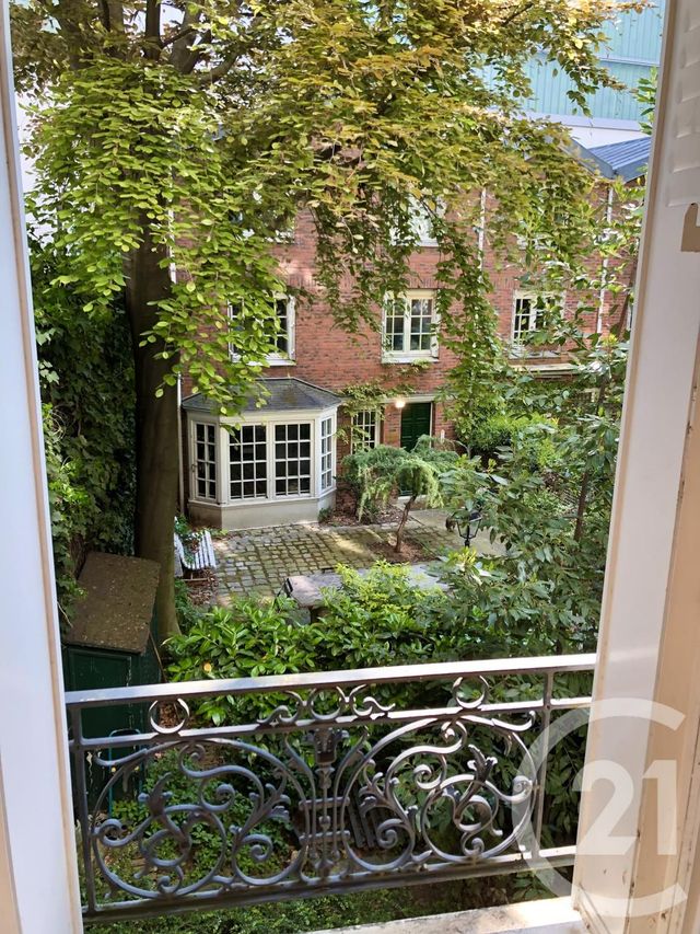 Appartement F2 &agrave; louer - 2 pi&egrave;ces - 42,50 m2 - Paris - 75015 - ILE-DE-FRANCE