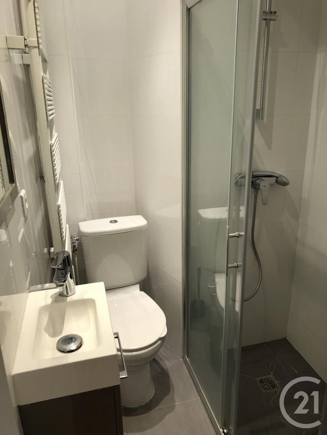 Appartement F2 &agrave; louer - 2 pi&egrave;ces - 42,50 m2 - Paris - 75015 - ILE-DE-FRANCE