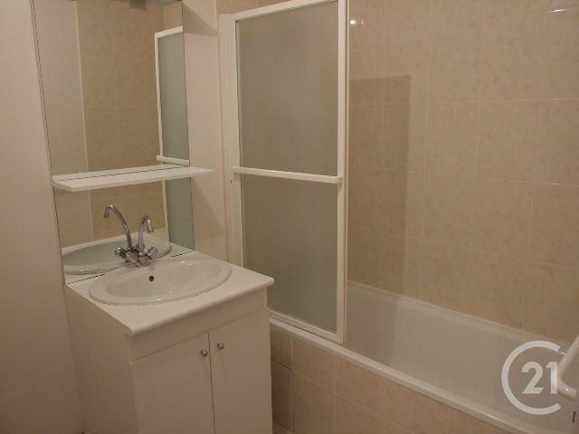 Appartement F3 &agrave; louer - 3 pi&egrave;ces - 64 m2 - Le Kremlin Bicetre - 94 - ILE-DE-FRANCE