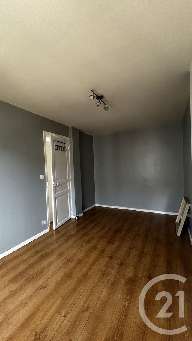 Appartement F3 &agrave; louer - 2 pi&egrave;ces - 31 m2 - Le Kremlin Bicetre - 94 - ILE-DE-FRANCE