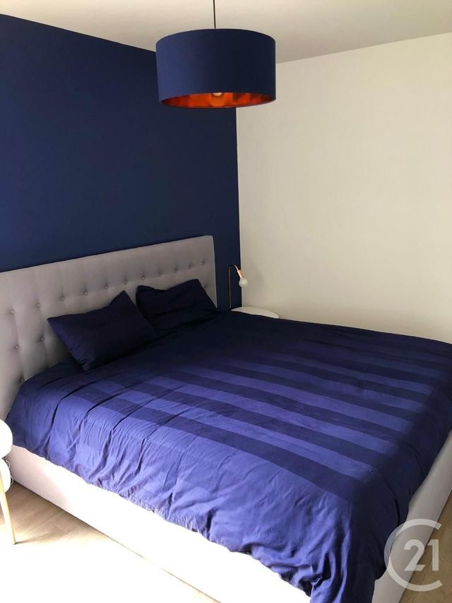 Appartement F3 &agrave; louer - 3 pi&egrave;ces - 67,40 m2 - Le Kremlin Bicetre - 94 - ILE-DE-FRANCE
