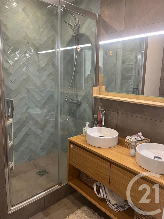 Appartement T3 &agrave; louer - 3 pi&egrave;ces - 77,07 m2 - Paris - 75016 - ILE-DE-FRANCE