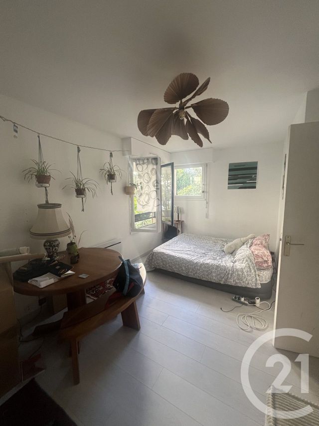 Appartement F1 &agrave; louer - 1 pi&egrave;ce - 32,17 m2 - Le Kremlin Bicetre - 94 - ILE-DE-FRANCE
