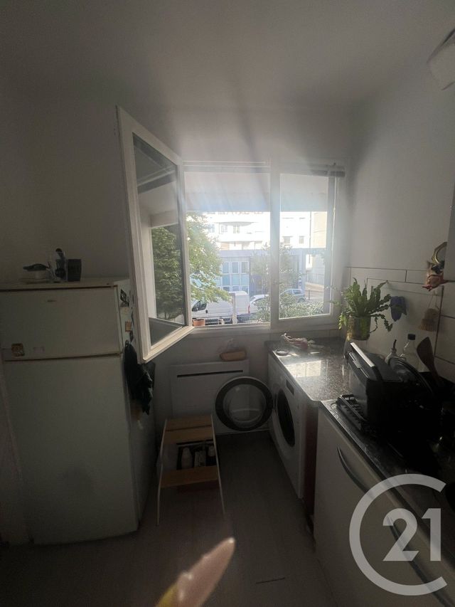 Appartement F1 &agrave; louer - 1 pi&egrave;ce - 32,17 m2 - Le Kremlin Bicetre - 94 - ILE-DE-FRANCE