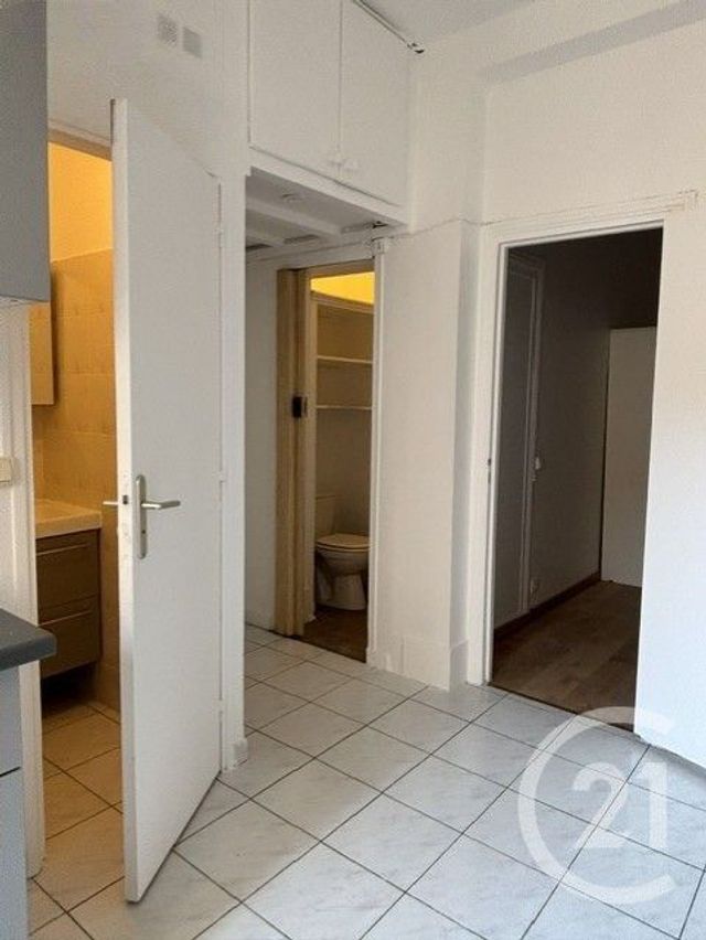 Appartement F2 &agrave; vendre - 2 pi&egrave;ces - 26 m2 - Le Kremlin Bicetre - 94 - ILE-DE-FRANCE