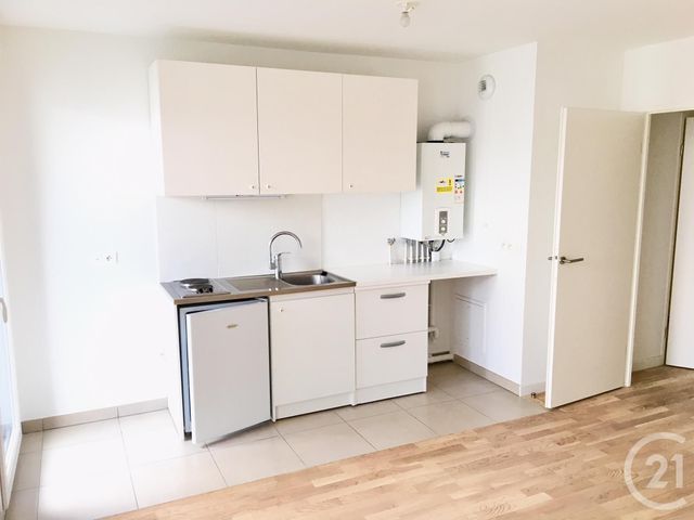 Appartement F1 &agrave; louer - 1 pi&egrave;ce - 31,13 m2 - Le Kremlin Bicetre - 94 - ILE-DE-FRANCE