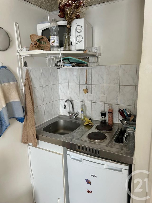 Appartement F1 &agrave; louer - 1 pi&egrave;ce - 15,30 m2 - Le Kremlin Bicetre - 94 - ILE-DE-FRANCE