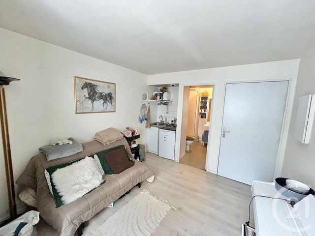 Appartement F1 &agrave; louer - 1 pi&egrave;ce - 15,30 m2 - Le Kremlin Bicetre - 94 - ILE-DE-FRANCE
