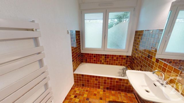 Appartement F4 &agrave; louer - 4 pi&egrave;ces - 92 m2 - Valdahon - 25 - FRANCHE-COMTE