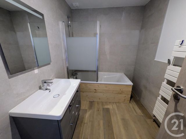 Appartement à louer - 3 pièces - 69 m2 - Gonsans - 25 - FRANCHE-COMTE