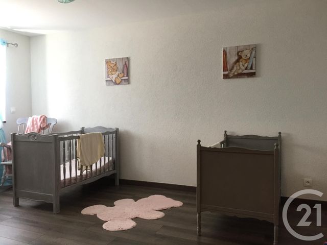 Appartement à louer - 3 pièces - 90,25 m2 - Etalans - 25 - FRANCHE-COMTE