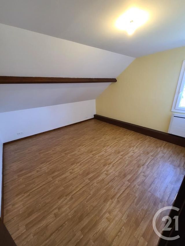 Maison &agrave; louer - 5 pi&egrave;ces - 101,40 m2 - Valdahon - 25 - FRANCHE-COMTE