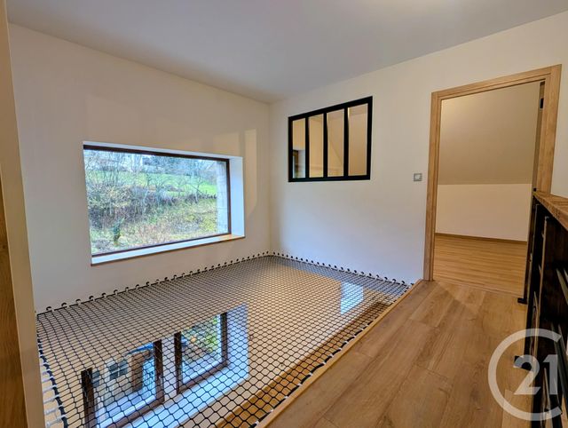 Appartement &agrave; louer - 6 pi&egrave;ces - 147,67 m2 - Loray - 25 - FRANCHE-COMTE