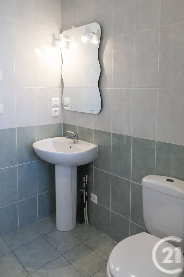 Appartement F2 &agrave; louer - 2 pi&egrave;ces - 57,21 m2 - Valdahon - 25 - FRANCHE-COMTE