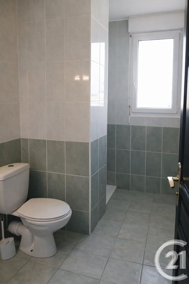 Appartement F2 &agrave; louer - 2 pi&egrave;ces - 57,21 m2 - Valdahon - 25 - FRANCHE-COMTE