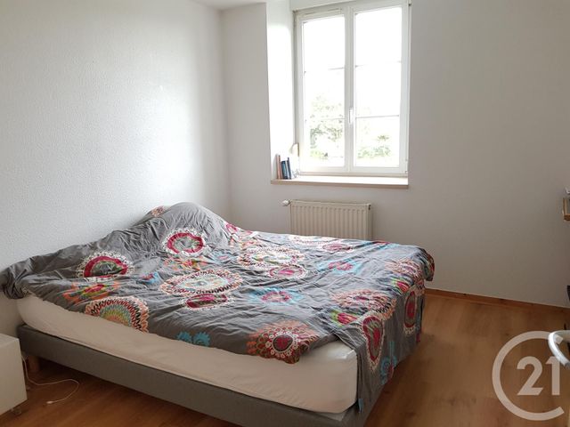 Appartement F4 &agrave; louer - 4 pi&egrave;ces - 81 m2 - Avoudrey - 25 - FRANCHE-COMTE