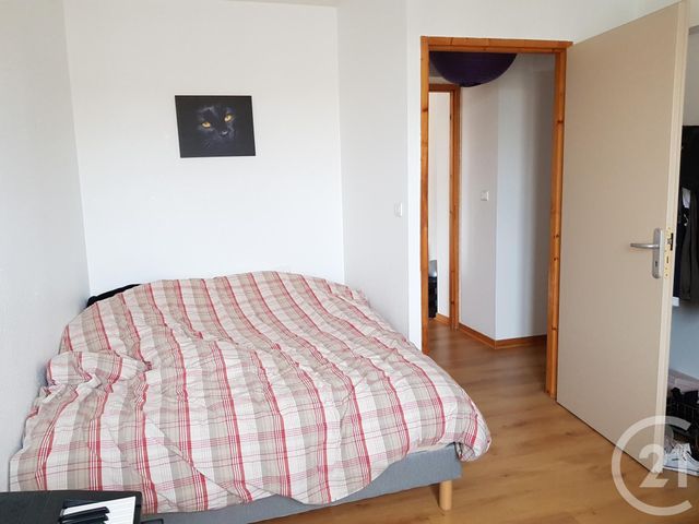 Appartement F4 &agrave; louer - 4 pi&egrave;ces - 81 m2 - Avoudrey - 25 - FRANCHE-COMTE