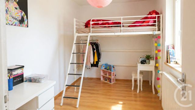 Appartement F4 &agrave; louer - 4 pi&egrave;ces - 81 m2 - Avoudrey - 25 - FRANCHE-COMTE