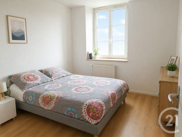 Appartement F4 &agrave; louer - 4 pi&egrave;ces - 81 m2 - Avoudrey - 25 - FRANCHE-COMTE