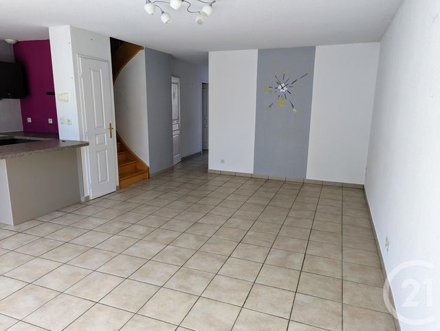 Appartement F4 &agrave; louer - 4 pi&egrave;ces - 92 m2 - Valdahon - 25 - FRANCHE-COMTE