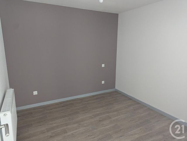 Appartement &agrave; louer - 4 pi&egrave;ces - 107,25 m2 - Pierrefontaine Les Varans - 25 - FRANCHE-COMTE