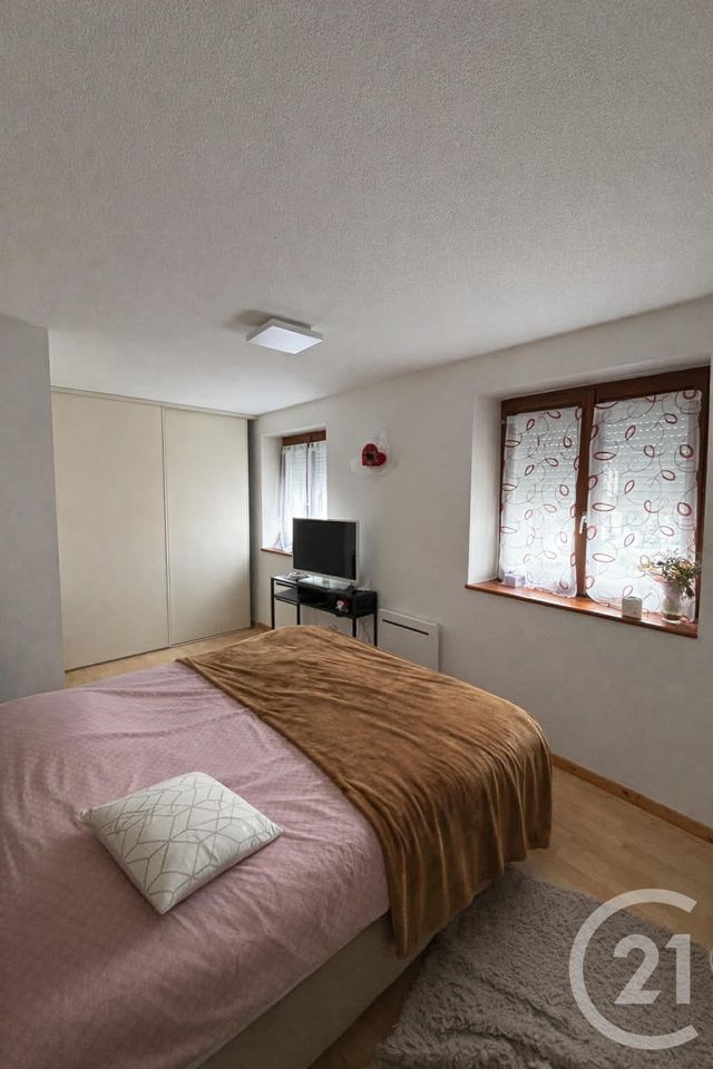 Appartement &agrave; louer - 3 pi&egrave;ces - 65 m2 - Vercel Villedieu Le Camp - 25 - FRANCHE-COMTE