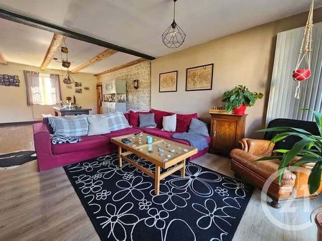 Maison &agrave; louer - 5 pi&egrave;ces - 157 m2 - Guyans Vennes - 25 - FRANCHE-COMTE