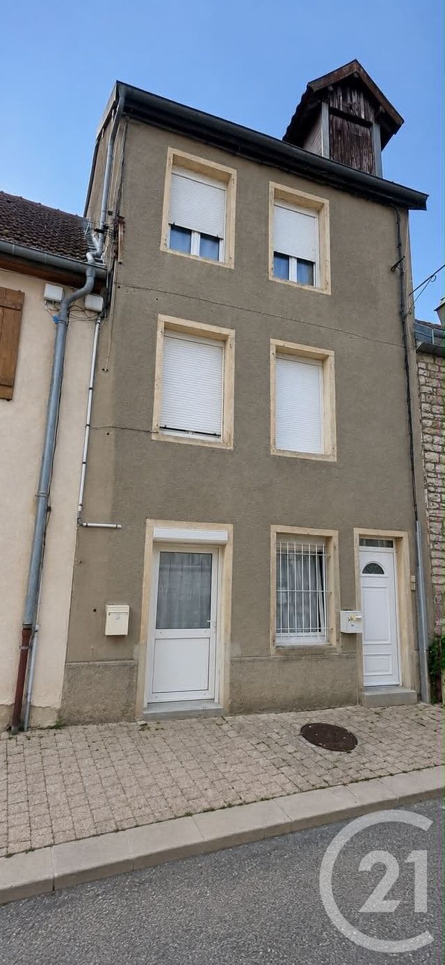 Appartement F1 &agrave; louer - 1 pi&egrave;ce - 32 m2 - Ornans - 25 - FRANCHE-COMTE