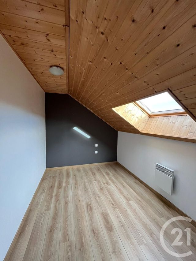 Appartement F4 &agrave; louer - 4 pi&egrave;ces - 80,95 m2 - Flangebouche - 25 - FRANCHE-COMTE