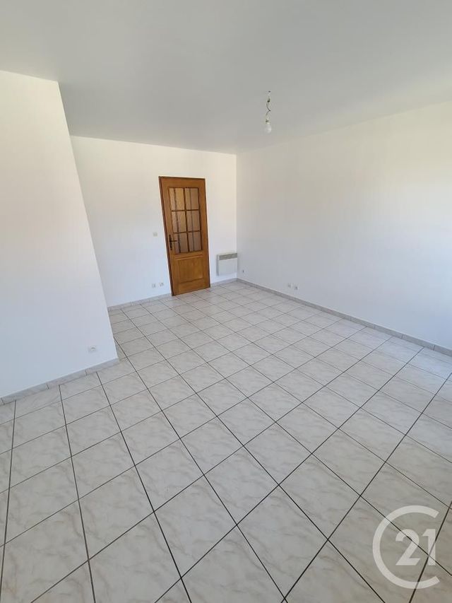 Appartement F1 &agrave; louer - 1 pi&egrave;ce - 29,40 m2 - Valdahon - 25 - FRANCHE-COMTE