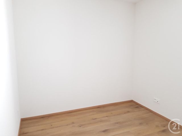 Appartement F4 &agrave; louer - 4 pi&egrave;ces - 94,40 m2 - Valdahon - 25 - FRANCHE-COMTE