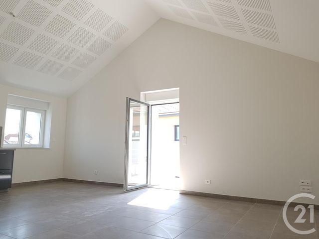 Appartement F4 &agrave; louer - 4 pi&egrave;ces - 94,40 m2 - Valdahon - 25 - FRANCHE-COMTE