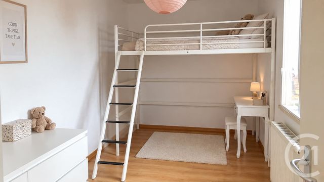 Appartement F4 &agrave; louer - 4 pi&egrave;ces - 81 m2 - Avoudrey - 25 - FRANCHE-COMTE