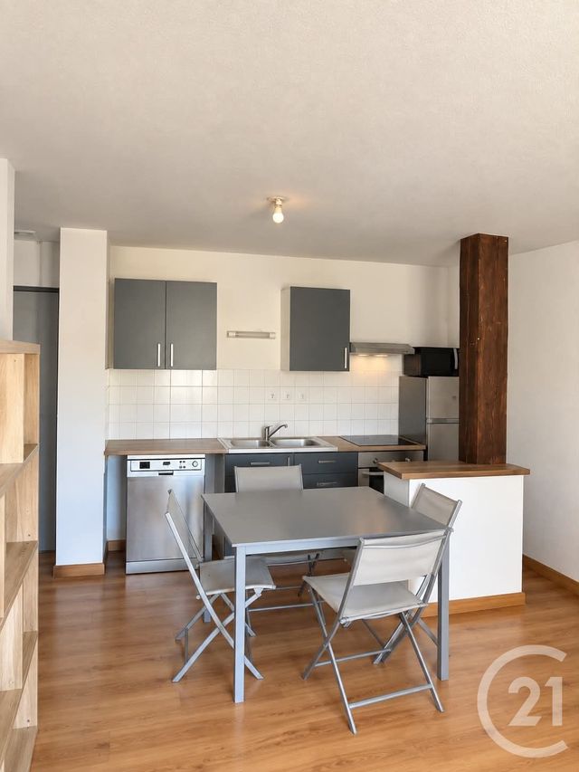 Appartement F4 &agrave; louer - 4 pi&egrave;ces - 77 m2 - Avoudrey - 25 - FRANCHE-COMTE