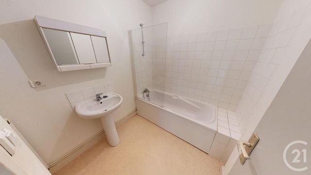 Appartement F2 &agrave; louer - 2 pi&egrave;ces - 52 m2 - Cleron - 25 - FRANCHE-COMTE