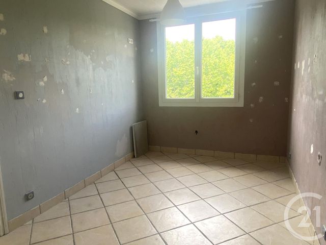 Appartement à vendre - 4 pièces - 64,92 m2 - Beauvais - 60 - PICARDIE